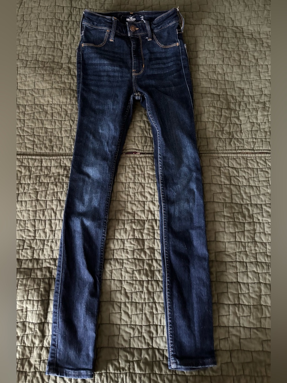 Hollister Women's Dark Blue Skinny Jeans